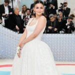 Met Gala 2023 रेड कार्पेट पर Alia Bhatt 'S BEAUTYFUL LOOK